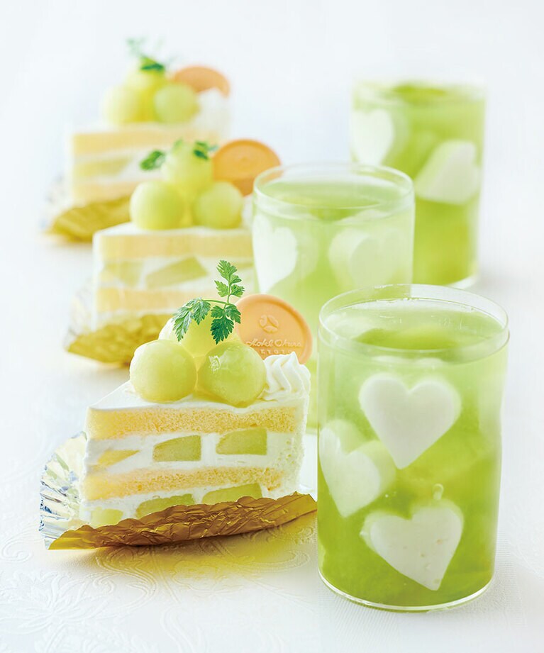 （右）京たんごメロンゼリー 756円。※イートインの場合は847円（サ込）。