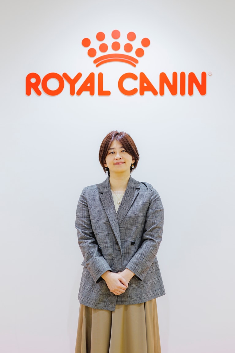 ロイヤルカナンの獣医師・井上舞先生。
