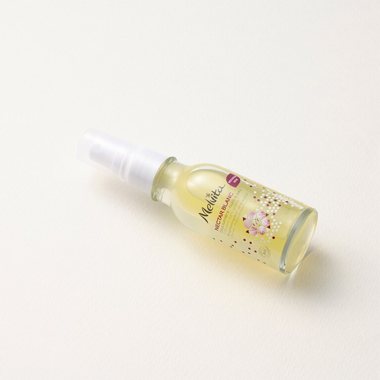 ネクターブラン ウォーターオイル クリアデュオ 50mL 4,620円／メルヴィータ