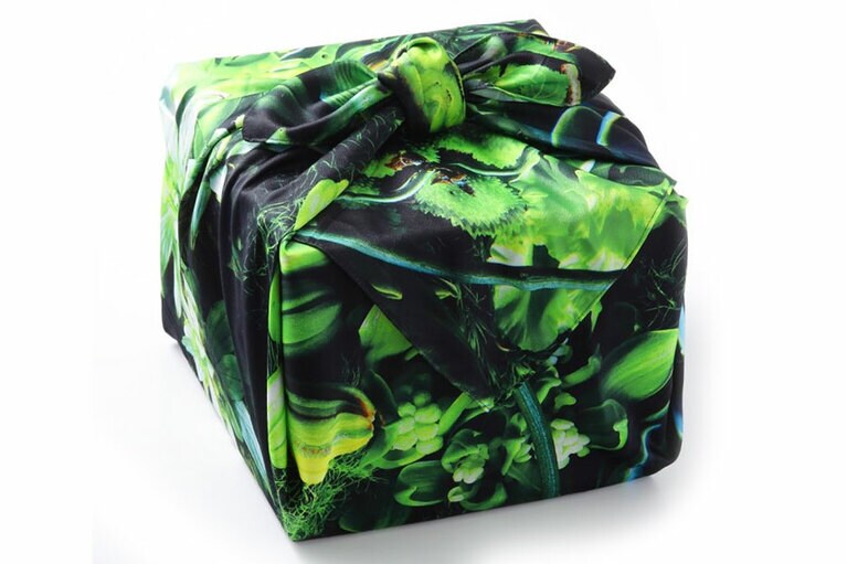 美しいプリントの風呂敷は保存版！