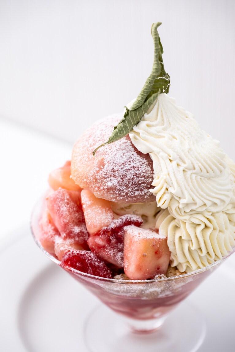 「ペッシェメルバ」3,900円。2025年8月中旬まで提供予定。