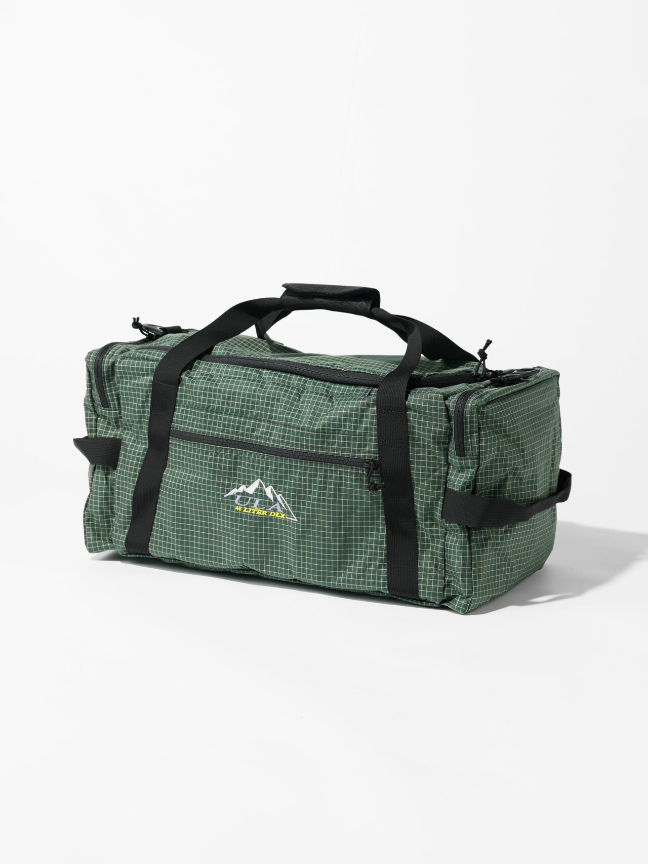 ULA イクイップメント“DLX ダッフルバッグ 45L”／26,800円。