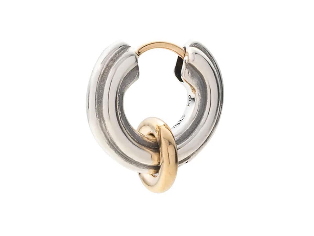 DUNE フープ ピアス 75,900円。※シングル販売