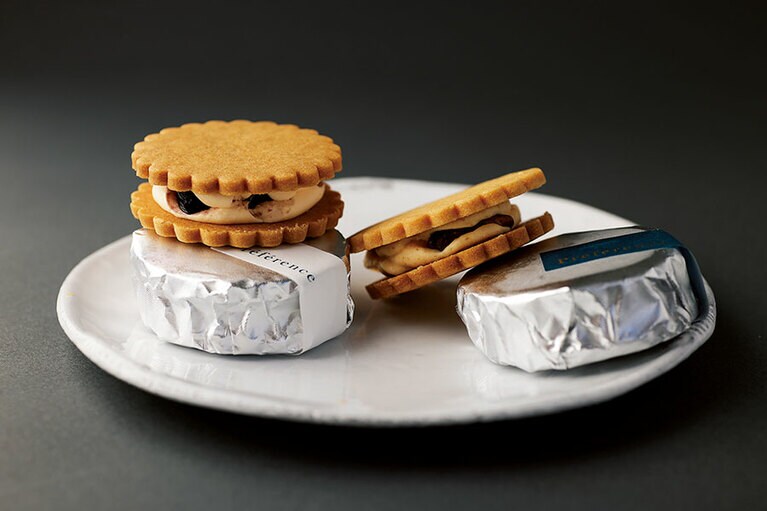 バターサンド（レーズンバターサンド、ピーカンキャラメルサンド） 各420円／Preference