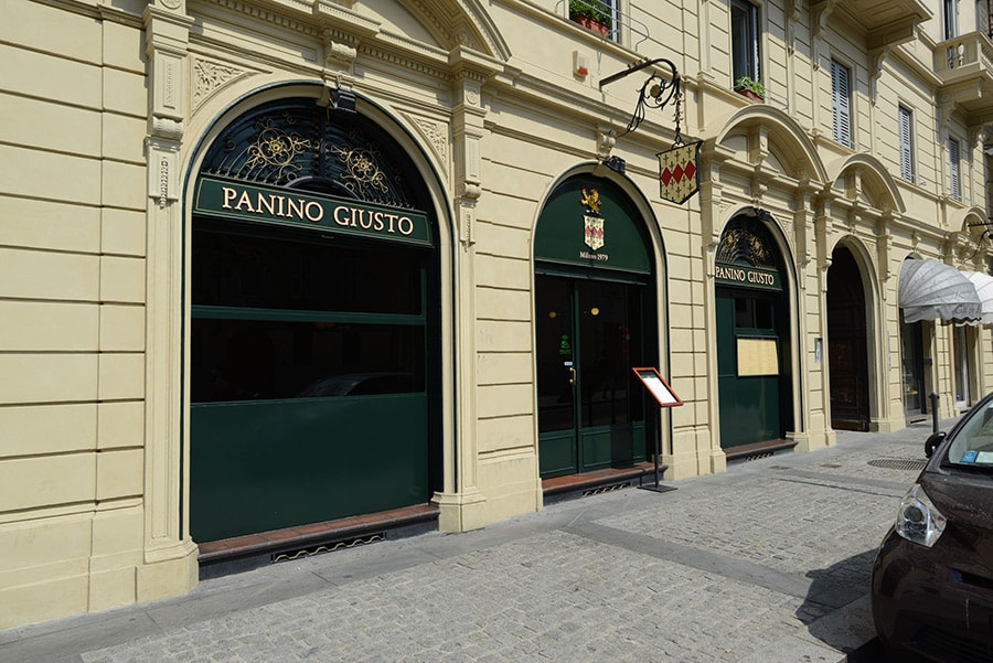 イタリア・ミラノのガリバルディ通り125番地にあるパニーノジュストの1号店。