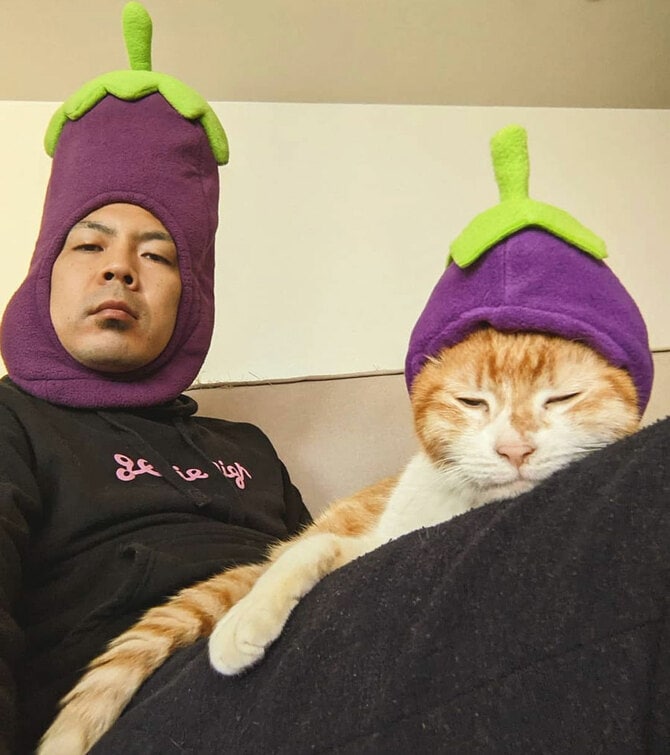 オバちゃんの『飼いや！』で始まった 天竺鼠川原と“大久保”の共同生活