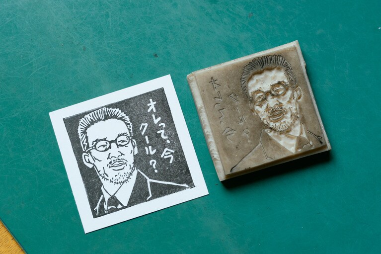 1990年代末、セリエAでプレーするようになった頃の中田英寿。当時は独特のファッションセンスが話題に。現在は日本の伝統工芸などを世界に発信する活動をしている。