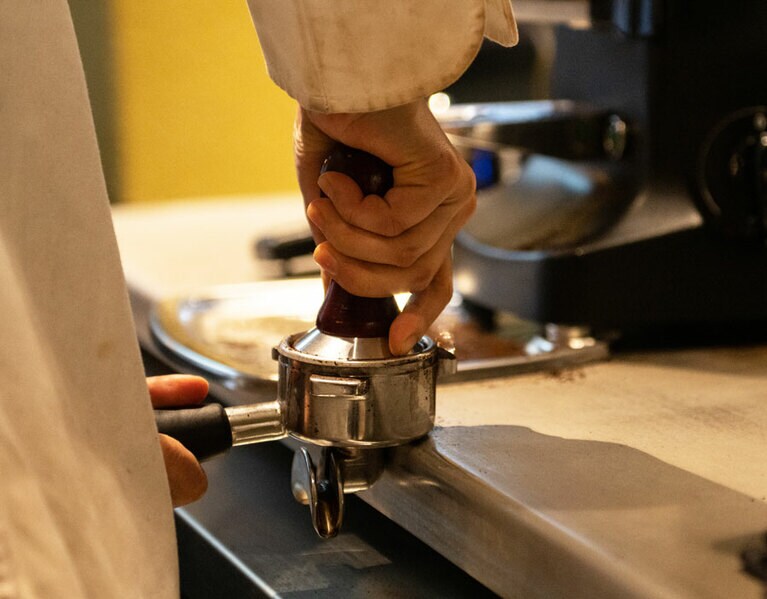 LEESAR COFFEE明洞店。