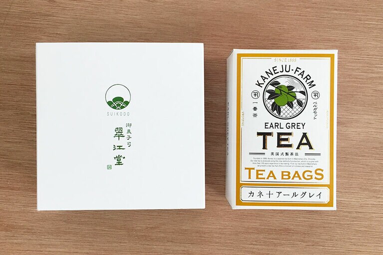 翠江堂の持ち帰りの箱。カネ十アールグレイ ティーバッグ 1,404円(税込)。