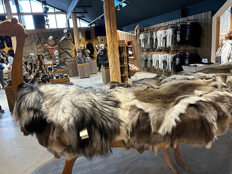 ディスプレイも凝っていて心が動く。