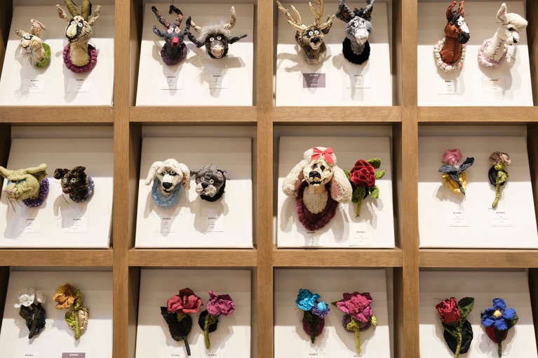 メディコム・トイ プラスで12月14日（日）まで開催中の展示「Bestioles」会場。