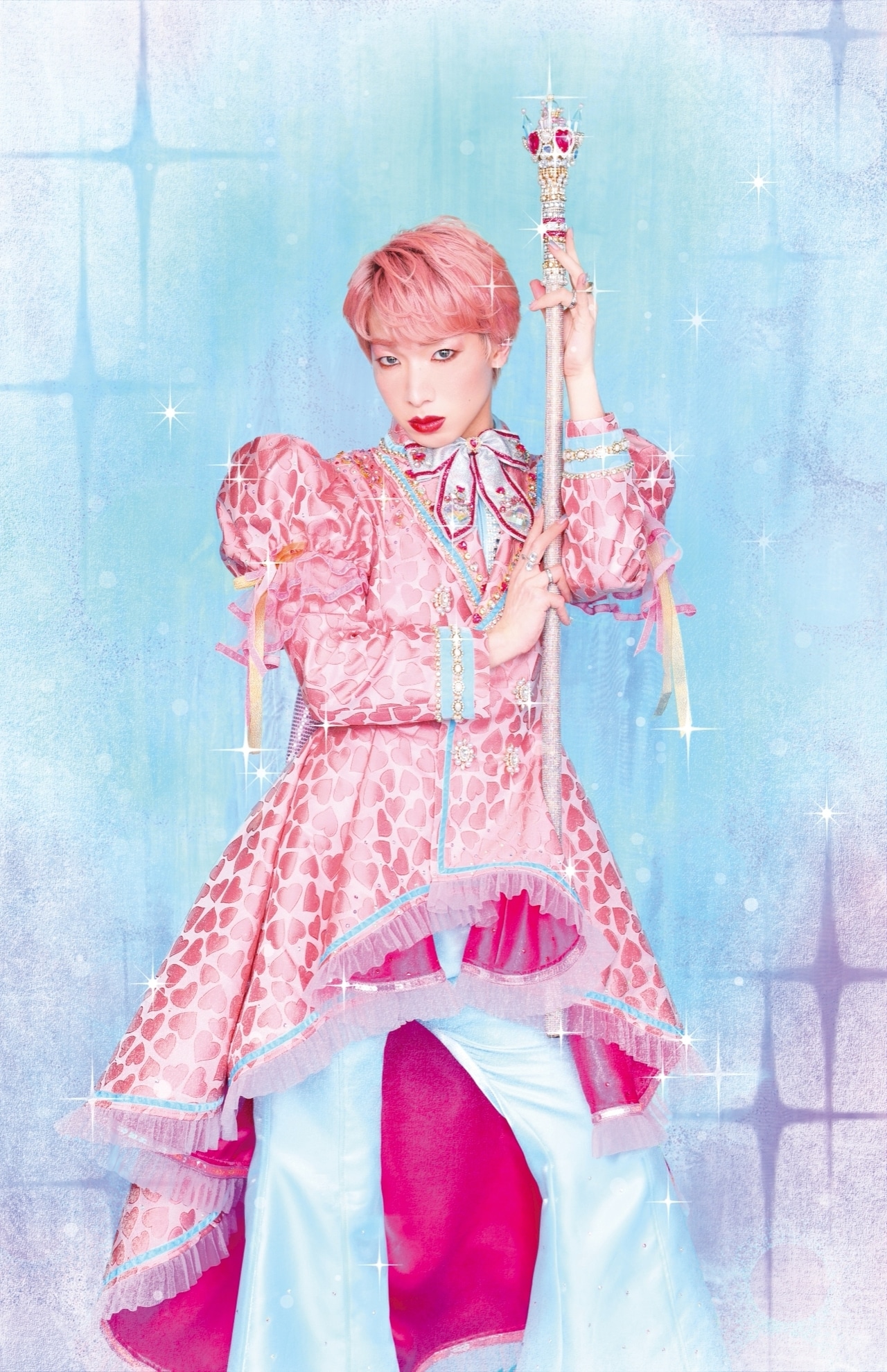 ゆっきゅん／2021年よりセルフプロデュースでのソロ歌手活動「DIVA Project」を始動。その他に、WEST.、でんぱ組.incなどへの作詞提供、ラジオ・テレビ・映画・舞台出演、エッセイ執筆や映画祭主催など、年々活動の幅を広げている。