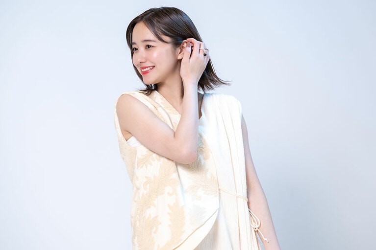 堀田真由さん。
