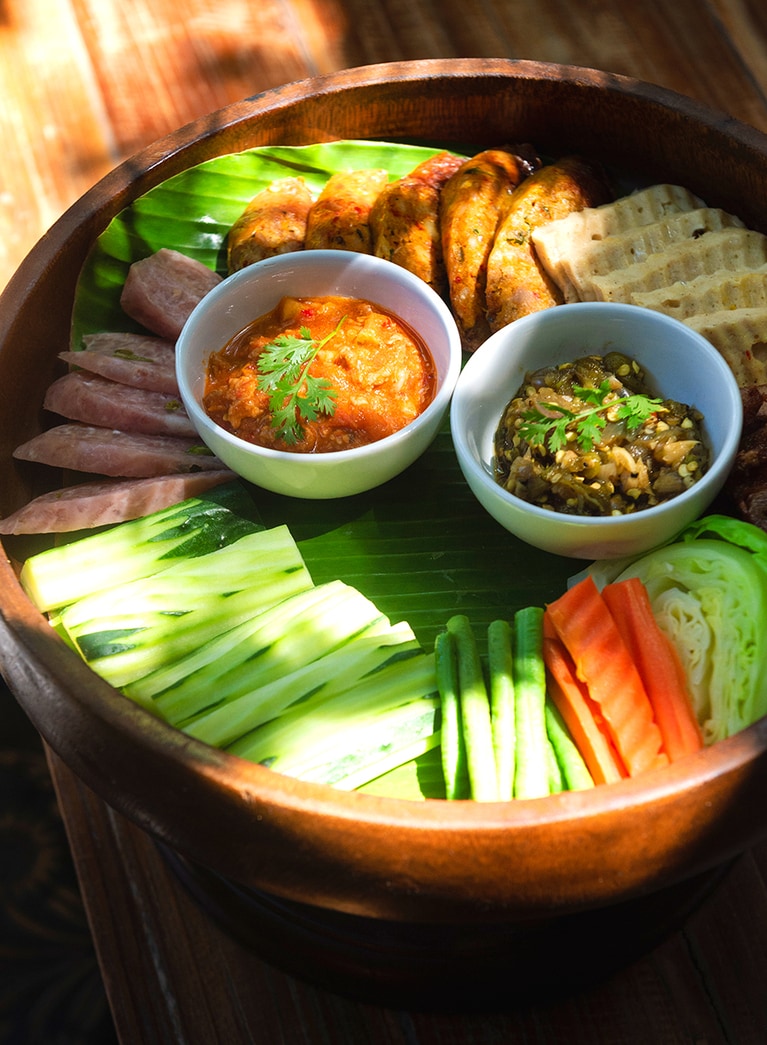 “北部式前菜盛り合わせ” 285タイバーツ。