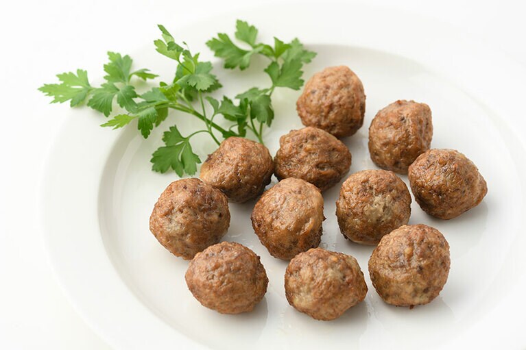 KÖTTBULLAR「ミートボール」。