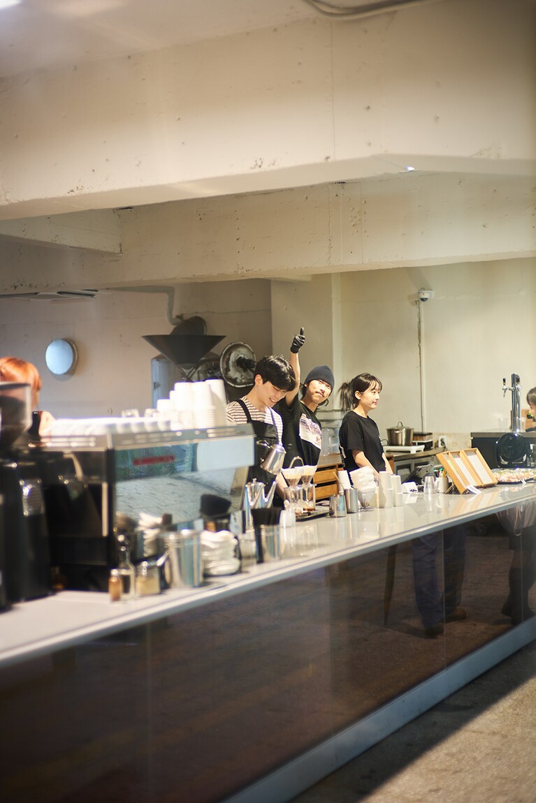 ここはふらりと立ち寄ったanthracitecoffee。