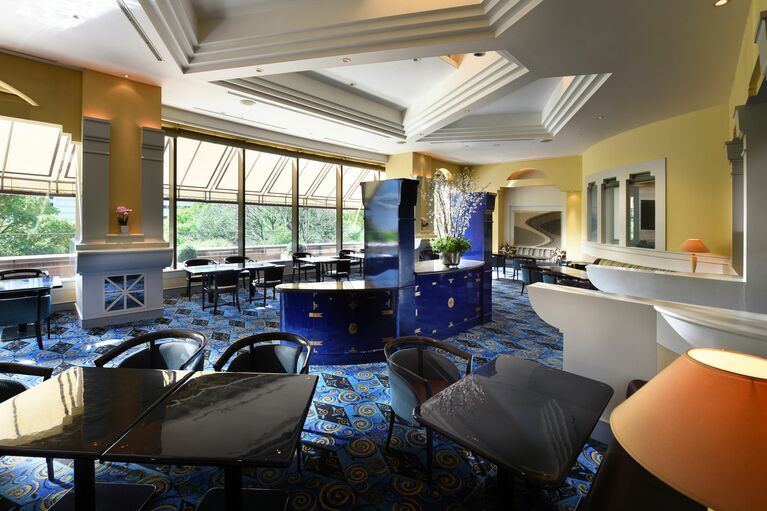 日本料理店「KATO'S DINING ＆ BAR」。