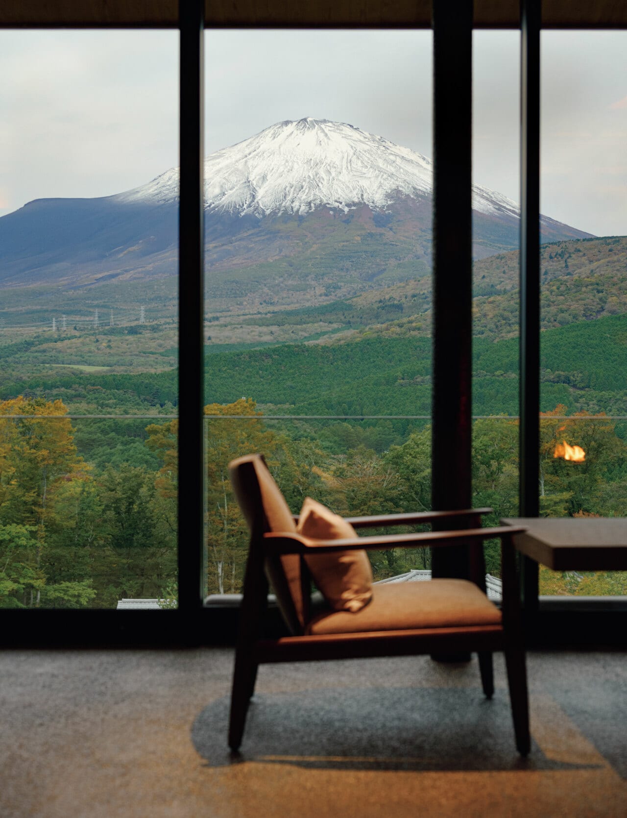 部屋の湯船や大浴場、ロビーからも富士山を仰げる温泉宿が誕生！