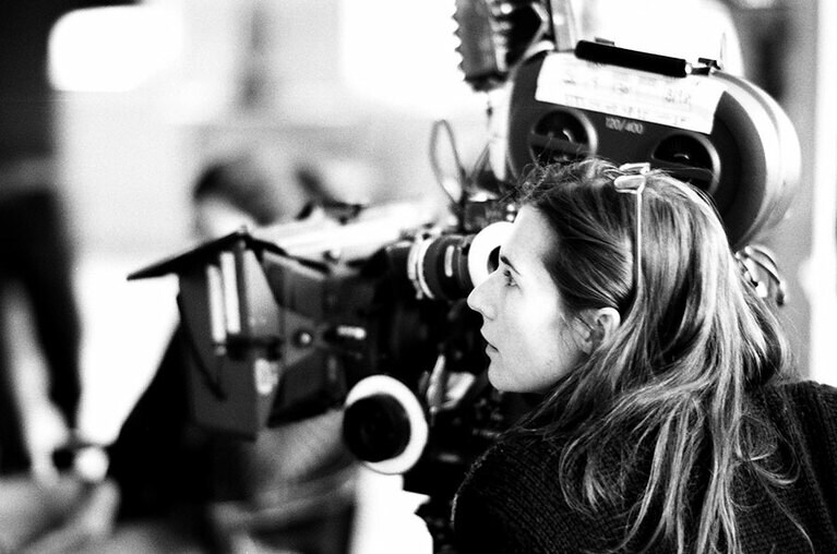 ソフィー・バーセス監督。