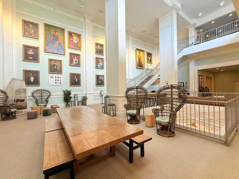 2階にある「ロイヤル・アートギャラリー」には、カピオラニ王妃や夫のカラカウア王などの肖像画が展示されています。