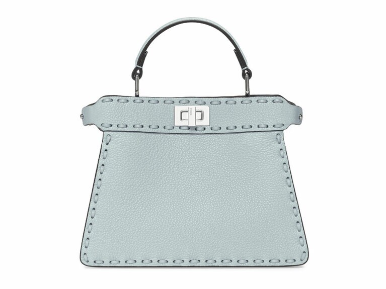 「ピーカブー アイシーユー プチ」H15.5×W20×D11cm 各583,000円／フェンディ（フェンディ ジャパン）