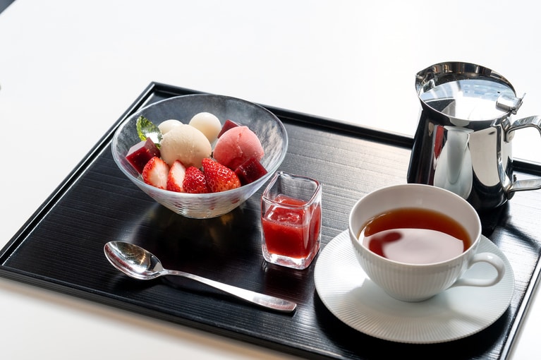 「いちごあんみつ」。