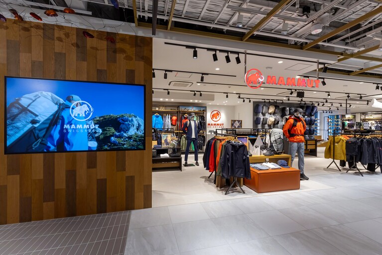“日本一楽しい街”博多に誕生した日本一楽しいアウトドアストア「マムート 福岡天神」