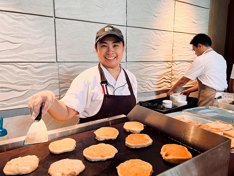 「アライブ！」では、朝食、ランチはビュッフェとなることが多い。