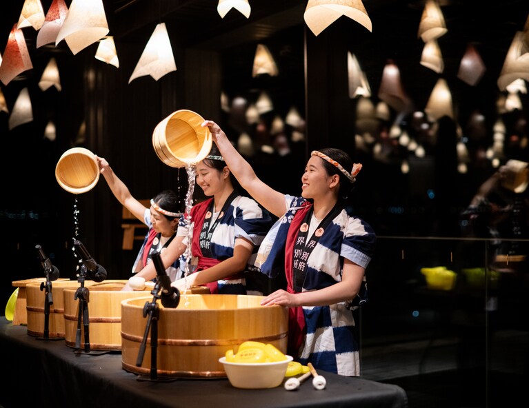 毎夜開催されるご当地楽「湯治ジャグバンド」。温泉ならではの音色を楽しんで。