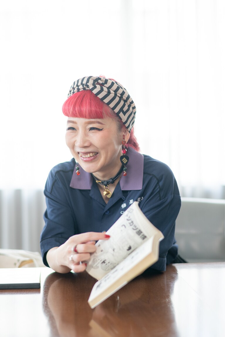 岡村トモ子さん。