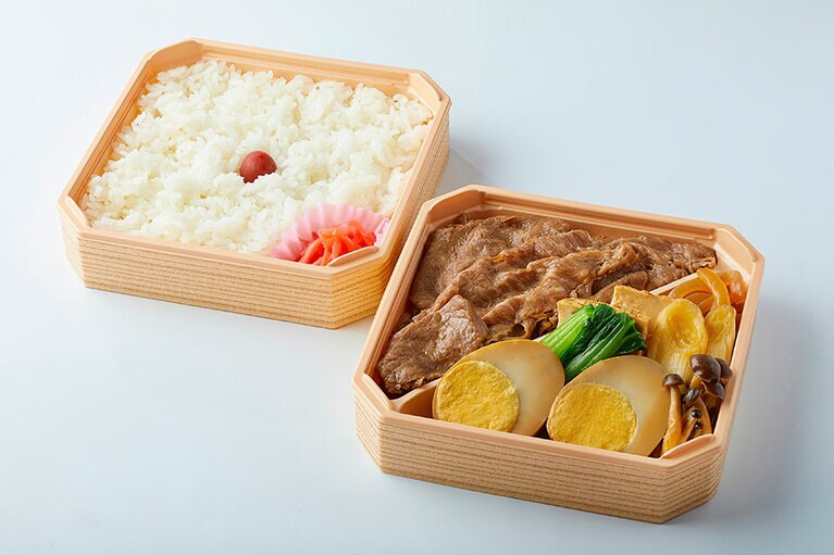 浅草今半(エキュート品川 サウス)「二段肩ロースすき焼弁当」 1,945円。