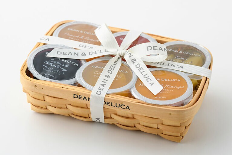 DEAN & DELUCA フルーツゼリーバスケット 2,800円(6種類入り)。