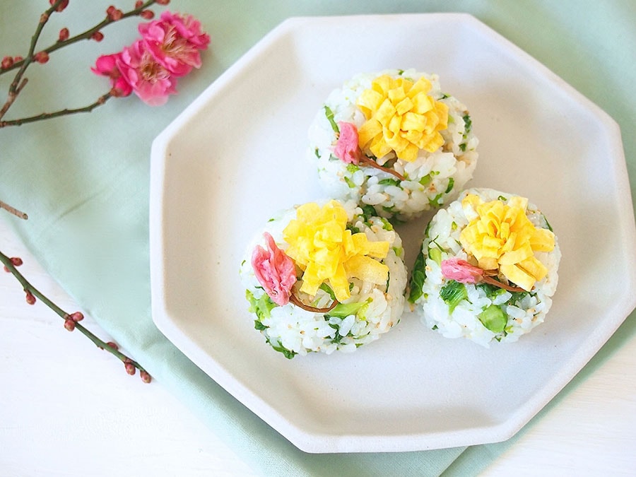 菜の花の手まり寿司。