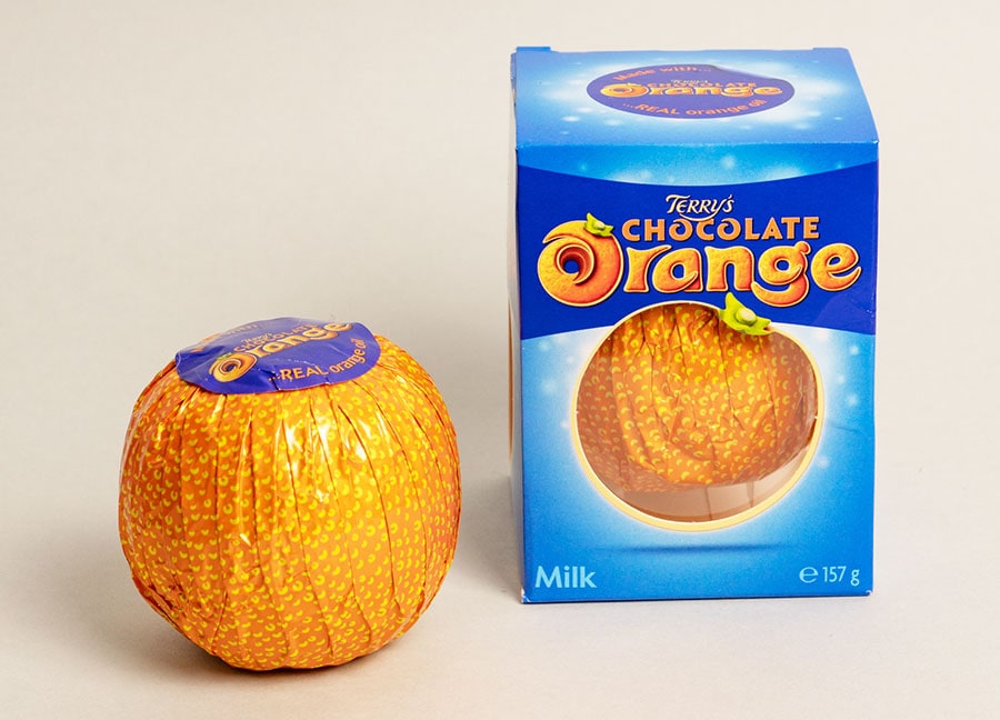 【TERRY'S CHOCOLATE Orange Carambar & Co】日本の冬に欠かせないみかんのよう。カランバーの「テリーズ・チョコレート・オレンジ」。