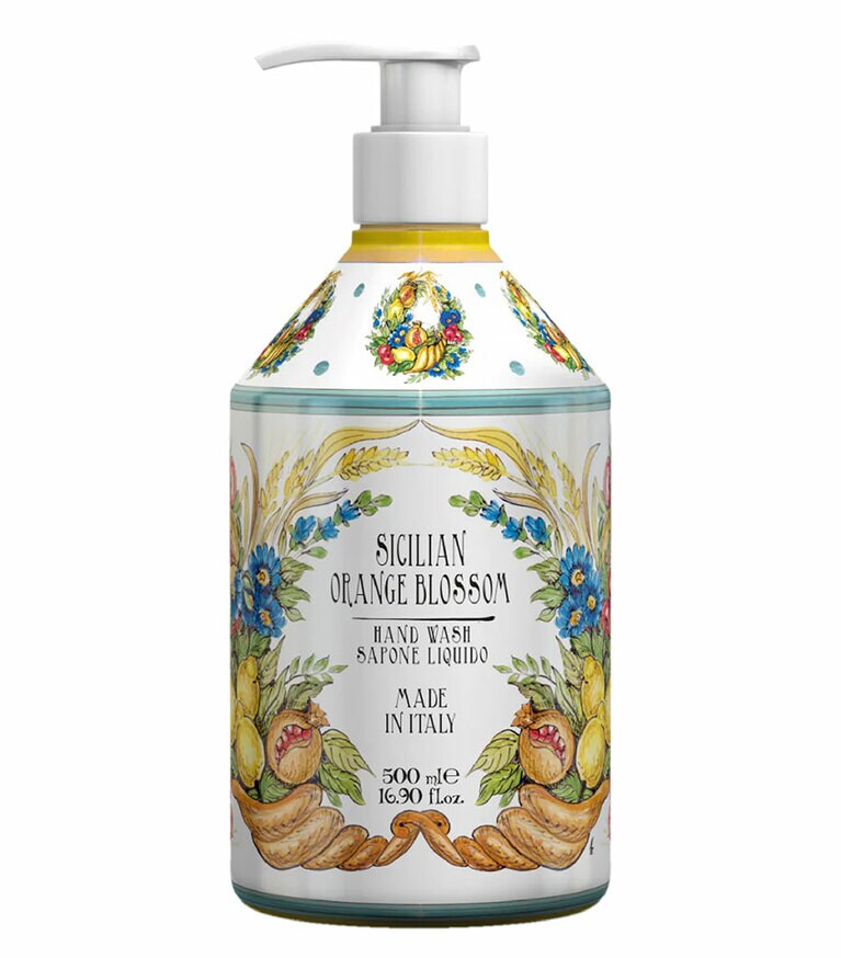 ル・マヨルカ ハンドウォッシュ Sicilian Orange Blossom(シチリアンオレンジブロッサム)。シチリア島の多様なオレンジが収穫される様がイメージ。ほんのり皮の苦みも感じるフレッシュオレンジの香り。B：プレシャスウッド　T：オレンジ、レモンピールほか　H：プチグレン。