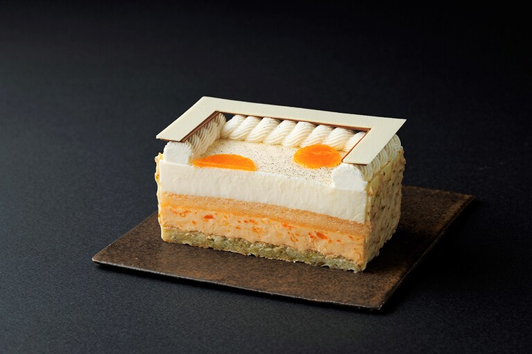 ザ・キャピトルホテル 東急「ノエルアブリコ」の断面（限定100個 11cm×11cm／6,480円）。