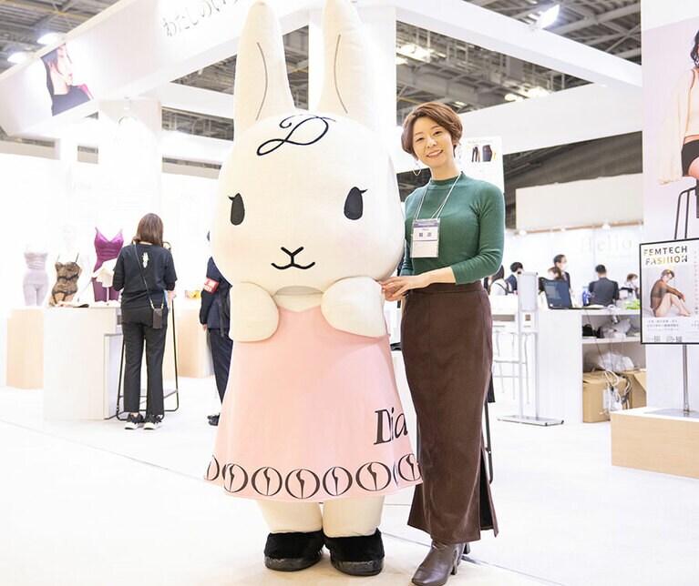 ダイアナのキャラクター、キレイを目指すすべての人を応援する、ウサギの「ダイアちゃん」。