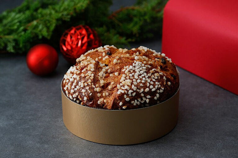 「イル パネトーネ」（限定300個）3,500円。直径20cm×高さ10cm。