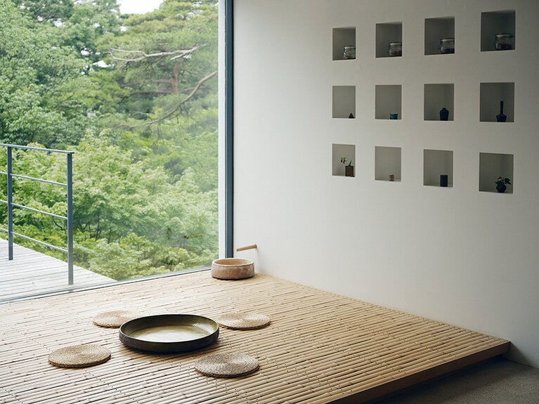 べにや無何有［石川／山代温泉］スパ円庭施術院の竹敷のカウンセリングスペース。