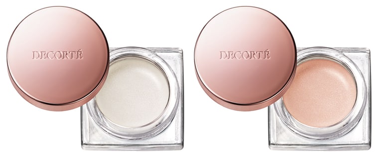 「ディップイン グロウ クリームハイライター」 各3,850円。写真左から、01、02。