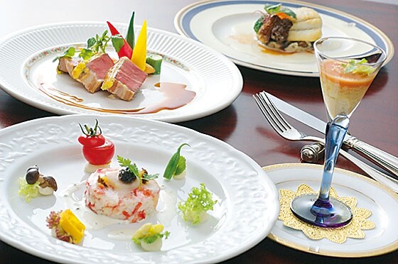 【オールドイングランド 道後山の手ホテル】