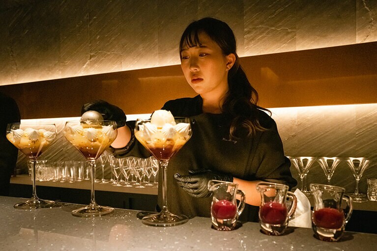 リメイク イージー 新宿の山口茉優店長。