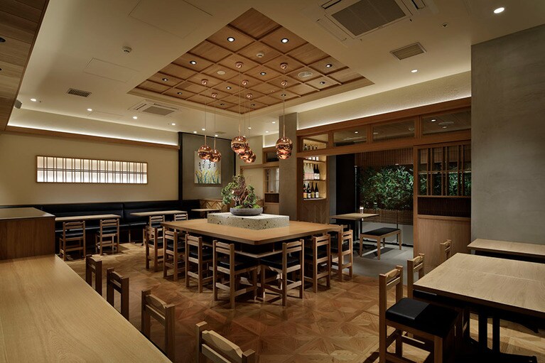 ゆったりとした席でくつろげる店内には、いつでも美味しそうなおだしの香りがふんわり。