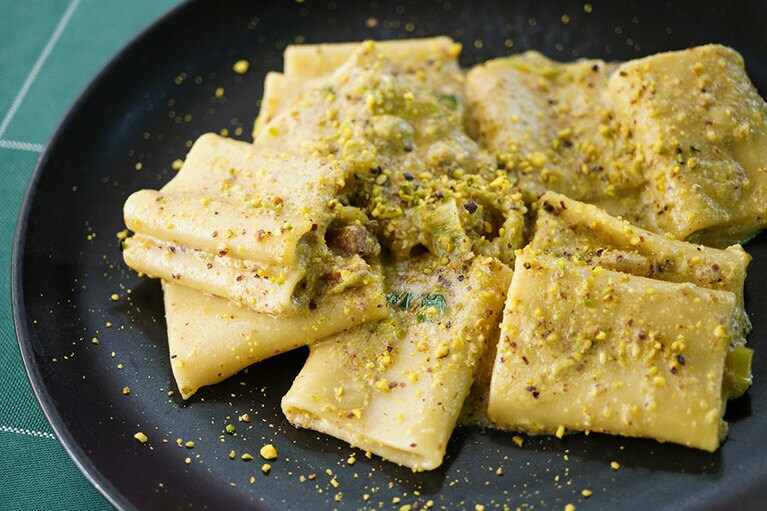 オルチャ産の地粉を使ったショートパスタ “パッケリ” 14ユーロ。