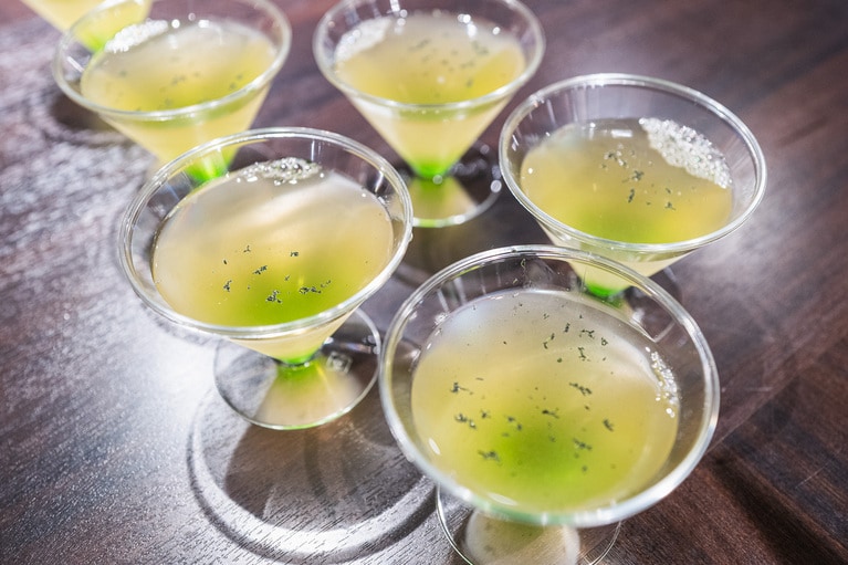 西田さんが提案した京都福寿園のお茶を使ったテキーラのカクテル。