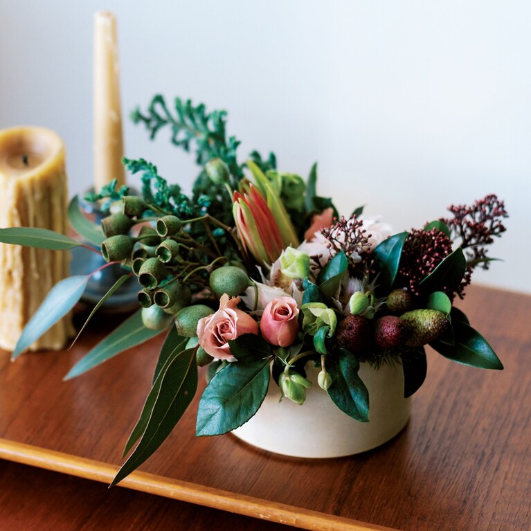 バラ、ダリア、アマリリスなど。 6,500円。