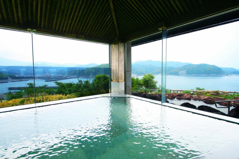 鰹乃國の湯宿 黒潮本陣［高知／土佐久礼］大浴場。