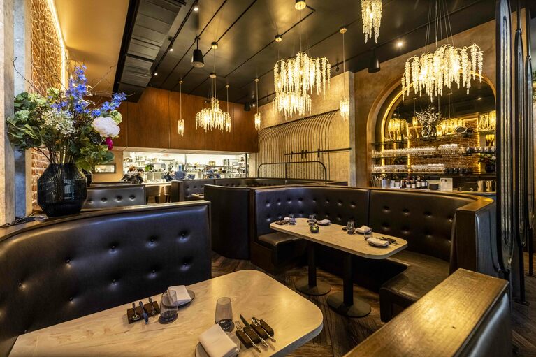 「セニア」店内。撮影／Akira Kumagai