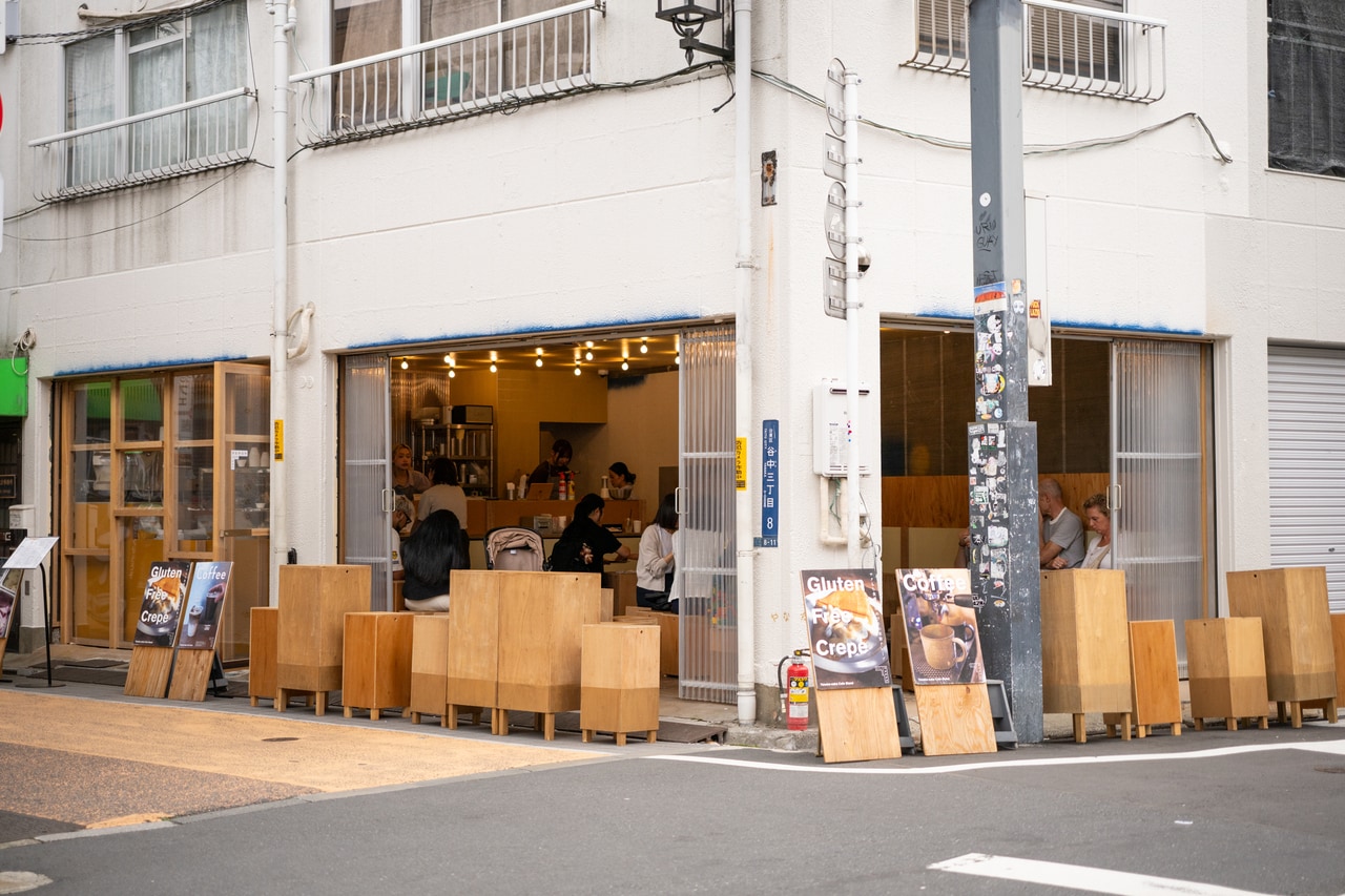 まさに“街角”にある。