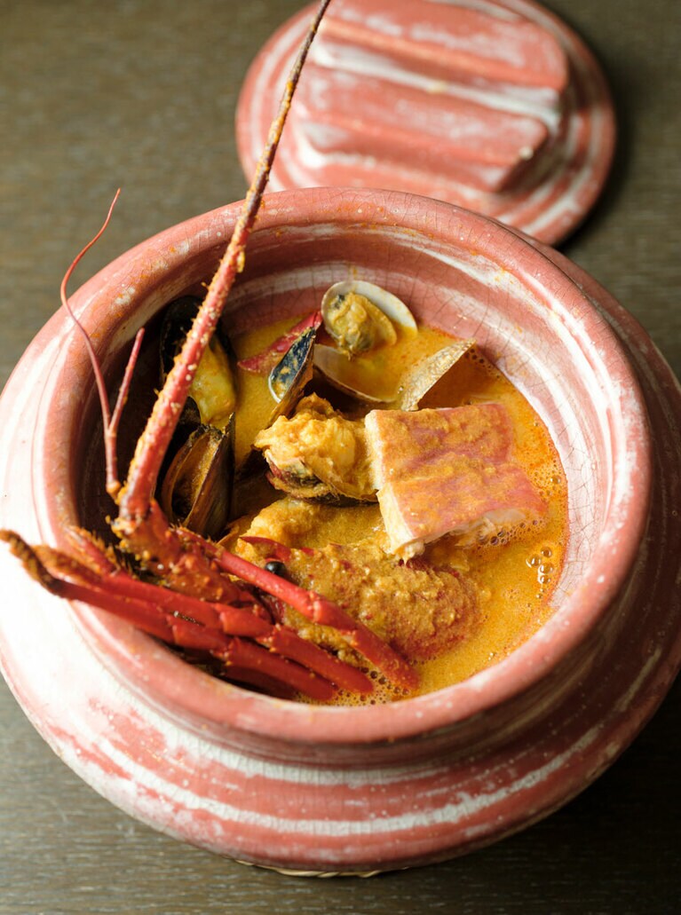 ディナーの贅沢なブイヤベース。